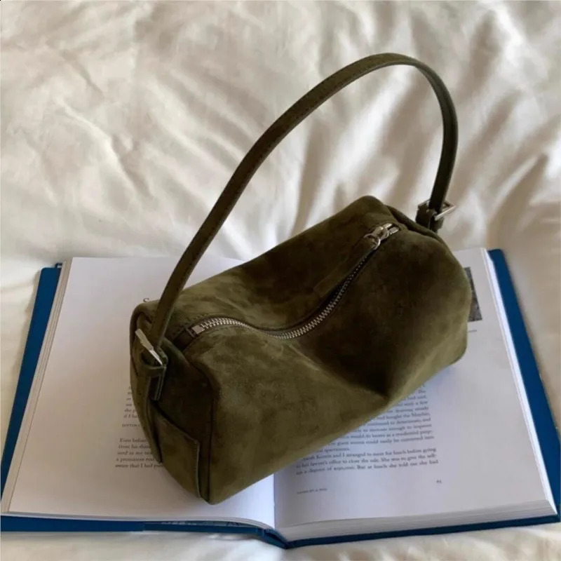 Korean Retro Green Pillow Handbag Women Suede Large Capacity Shoulder Bag Ladies Commute Versatile Crossbody Bag Chic Winter 260609 - view 3