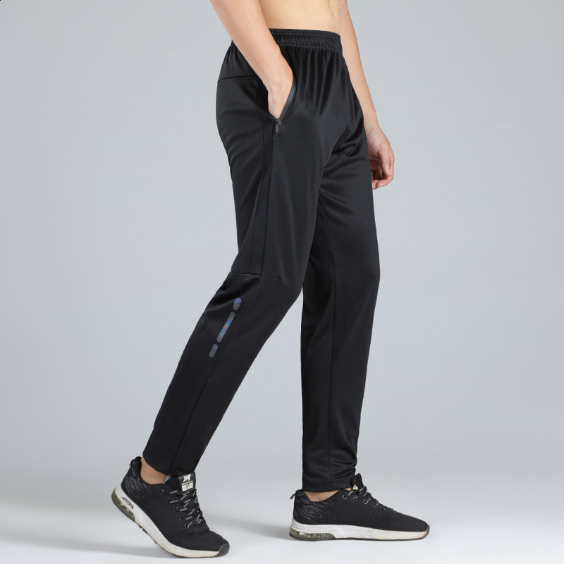 Mens lightweight sports pants for running breathable quickdrying outdoor fitness casual with cuffs football training long trendy 250819