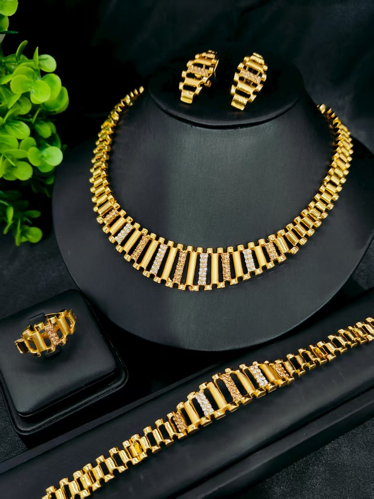 New hot-selling necklace earrings bracelet ring jewelry set watch strap bridal wedding accessories250618
