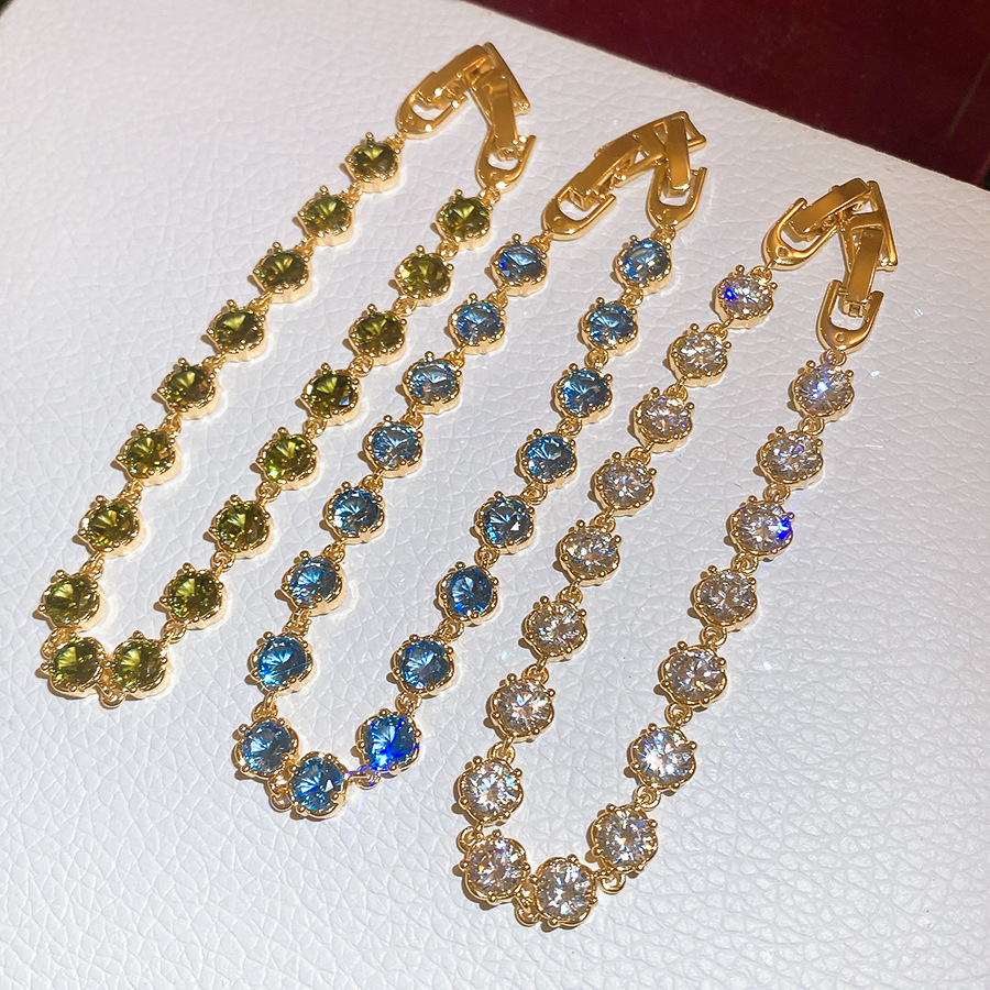 18k real gold plated zircon round clasp bracelet, fashionable, light luxury, high-end feel, versatile commuter jewelry for women - view 3