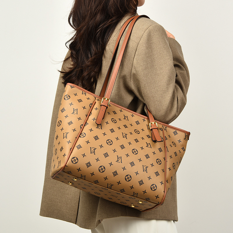 Luxury OULAIMEIZI 2026 Hot Fashion Retro Designer Casual Tote Bag Versatile Trendy Large Capacity Brown Yellow Travel Bags for Women
