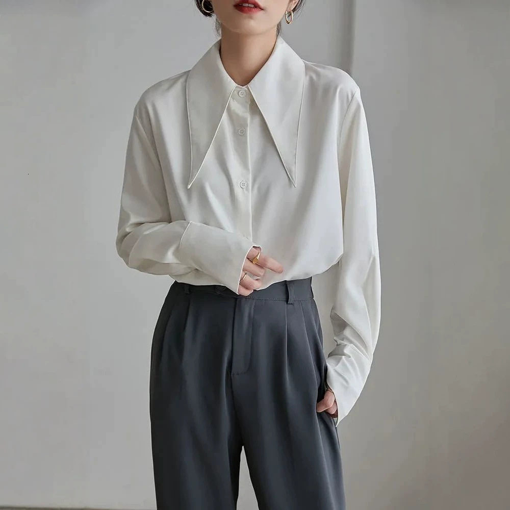 Loose White Blouse For Women Lapel Long Sleeve Casual Minimalist Basic Shirt Female Fashion Clothes Spring 210524