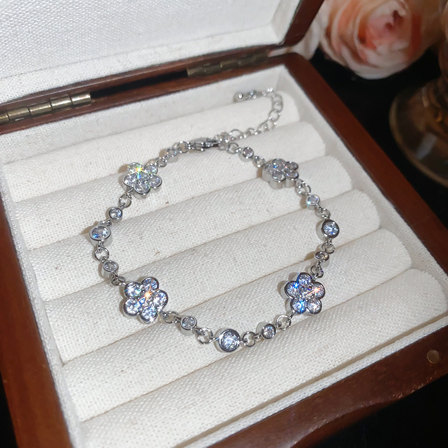 Korean-style ultra-shiny full-diamond floral bracelet ring set, niche light luxury with a high-end feel, versatile and stylish ins-style jewelry - view 6