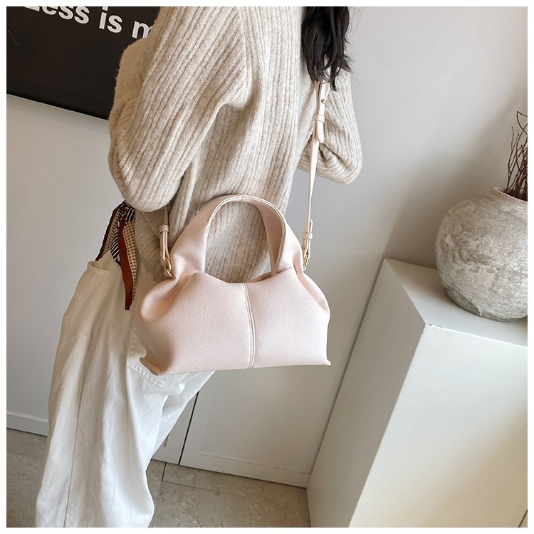 free shipping luxury bag 2026 new designer womens shoulder crossbody versatile high end textured crescent purse travel top handle cloud bag - view 6
