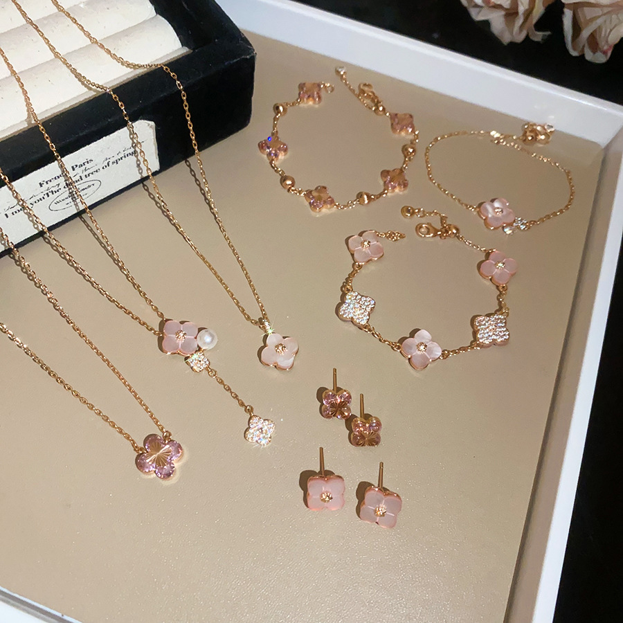 French-style four-leaf clover cherry blossom pink mother-of-pearl earring , niche high-end clavicle chain fashion accessory for women - view 7