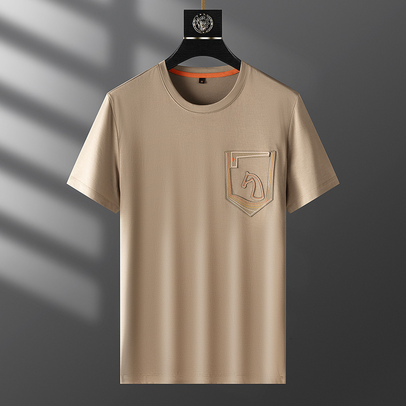Luxury Brand Designer Men Premium Horse Embroidery Crew Neck Ice Silk Tencel Lyocell T Shirt Summer Thin Breathable Casual Stylish Short Sleeve Everyd