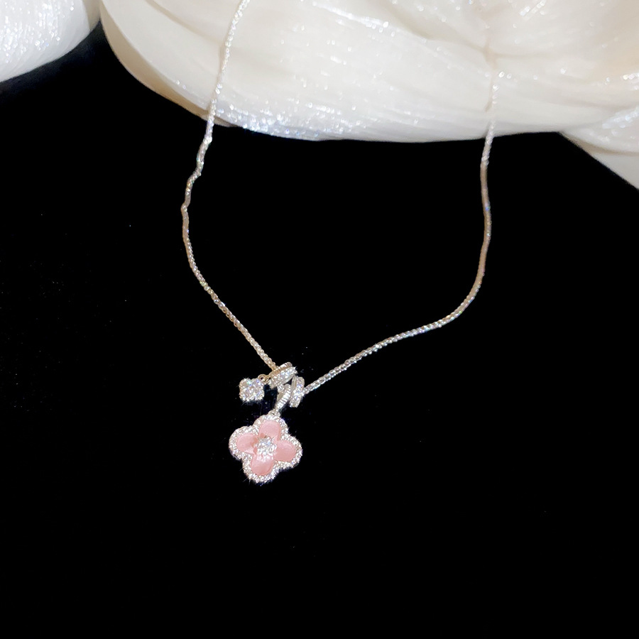 Summer Fresh Pink Lucky Flower Pendant Necklace, Light Luxury Niche Collarbone Chain, Simple Sweet Versatile Choker - view 8