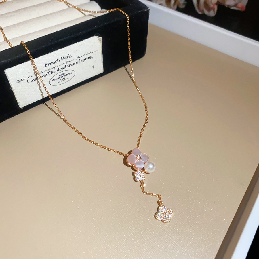 French-style four-leaf clover cherry blossom pink mother-of-pearl bracelet, necklace, and earring set, niche high-end clavicle chain fashion accessory - view 9