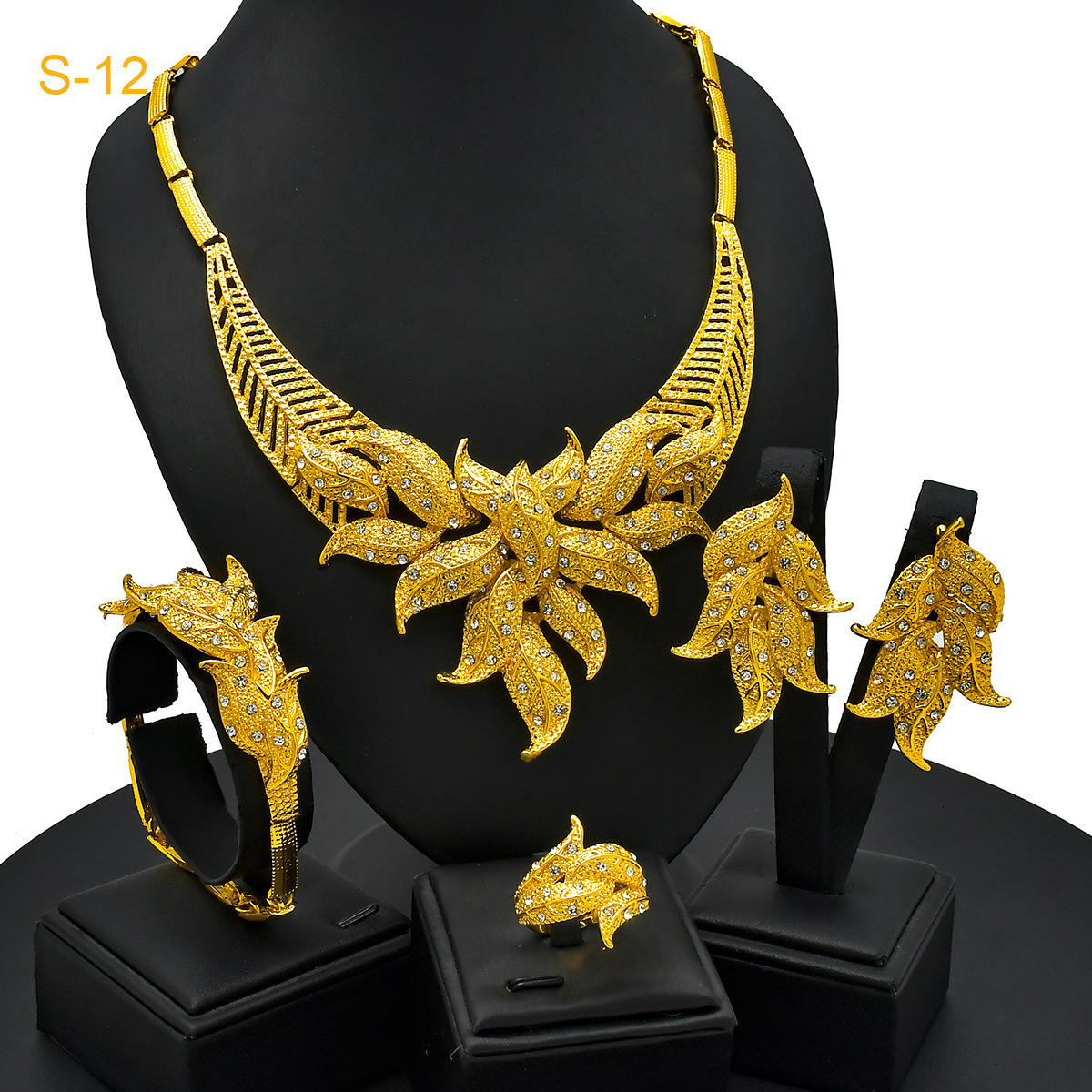 Dubai 24K Gold Plated Boutique Jewelry Set Fashion Gold 4pcs Set/Necklace/Earrings/Rings/Bracelets Wedding Wholesale 240910