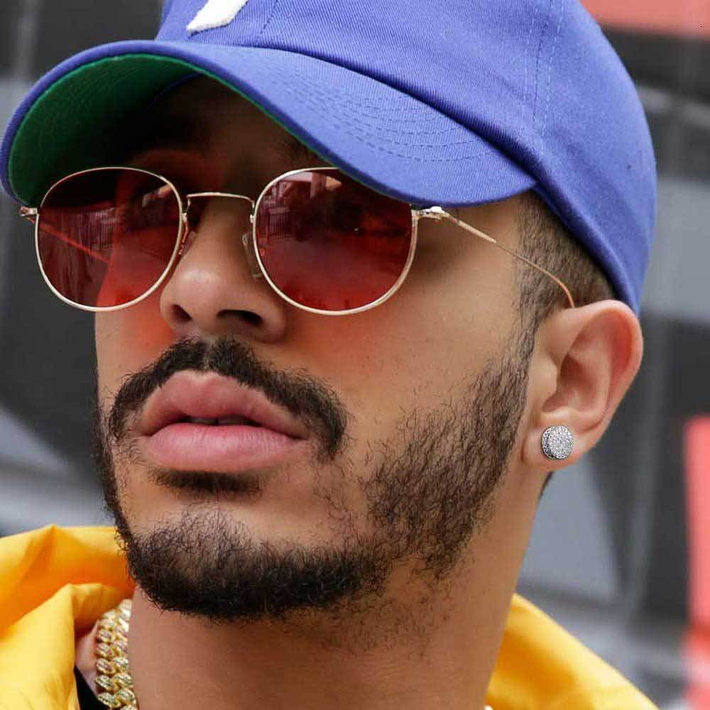 Hip-hop round zircon stud earrings with silver pins womens jewelry niche simple accessory 251212