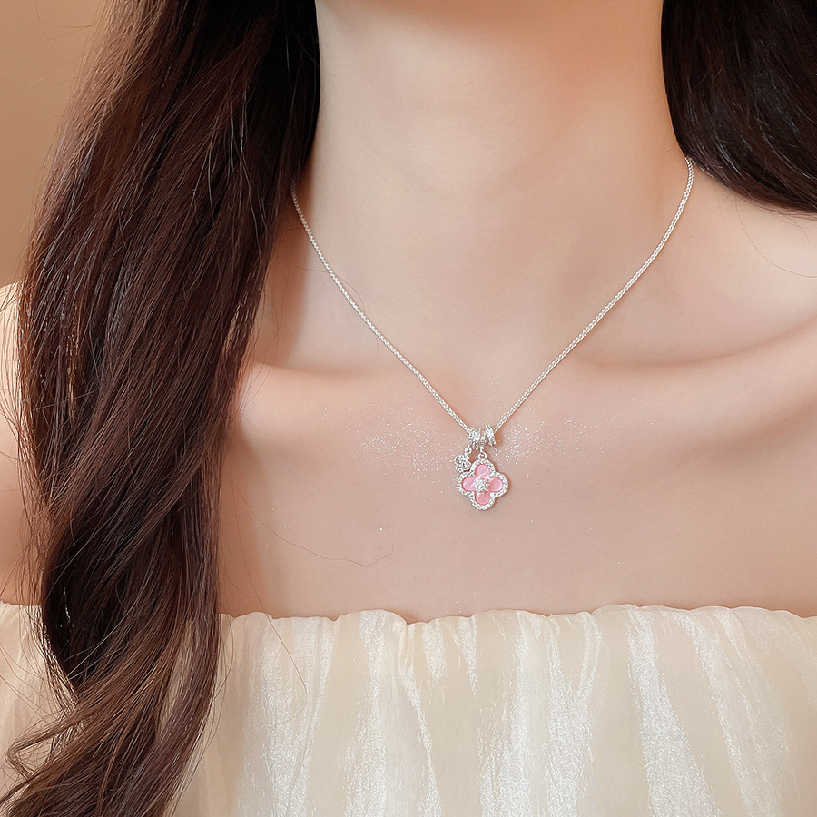 Summer Fresh Pink Lucky Flower Pendant Necklace, Light Luxury Niche Collarbone Chain, Simple Sweet Versatile Choker - view 4