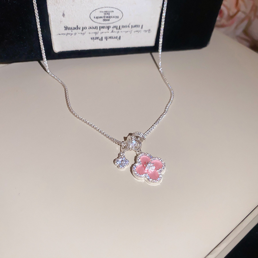 Summer Fresh Pink Lucky Flower Pendant Necklace, Light Luxury Niche Collarbone Chain, Simple Sweet Versatile Choker - view 7