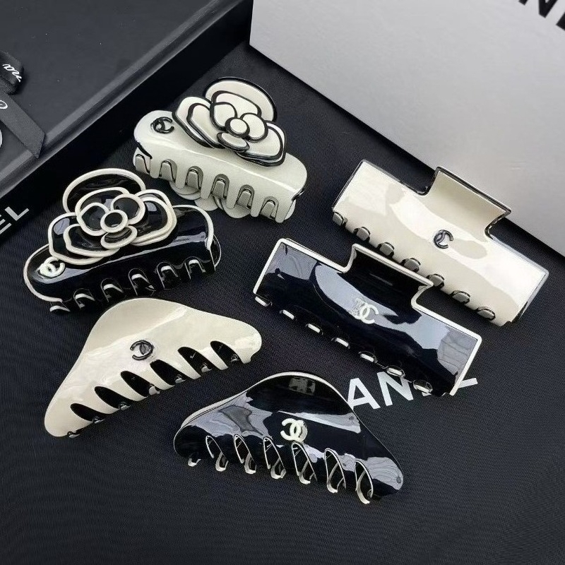 Designer Hair Clips and Hair Accessories Luxurious Hair Clasps and Hair Clips for Ladies Shark Hair Clips and Jewelry Accessories