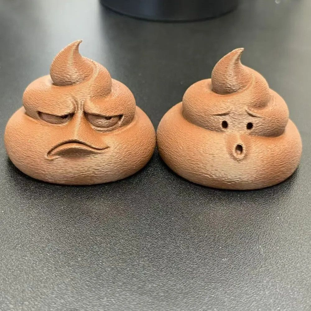 3D printing funny and interesting ornaments, giving gifts to classmates, trendy and playful ornaments, funny expressions, poop ornaments