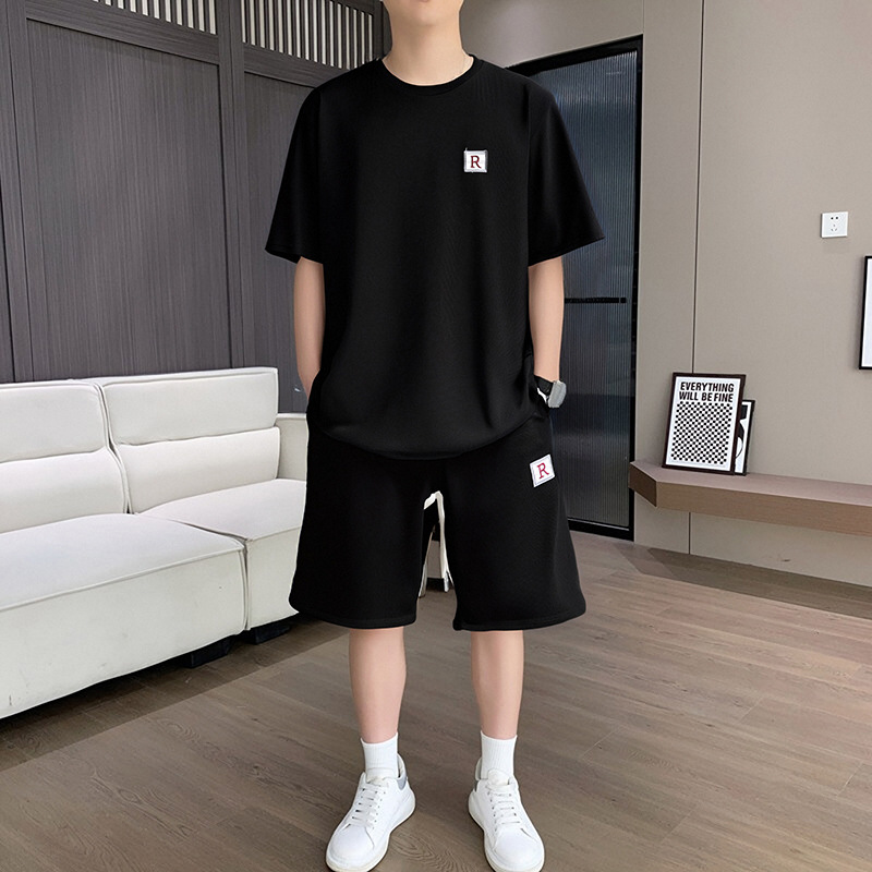 New Fashion design 2026 Summer New Men's Casual Sportswear Set, 2 Piece Loose Fit Short Sleeve T-Shirt & Shorts