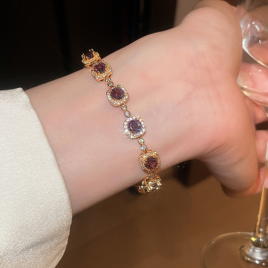 18k real gold plated zircon bracelet, light luxury, high-end exquisite wristband, fashionable niche luxury jewelry for women - view 3
