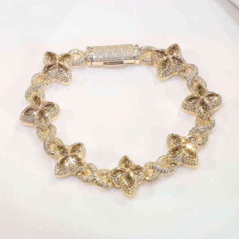 Iced Out Hip Hop Jewelry 8mm Dia Flower Chain Four Leaf Clover Bracelet Sier Moissanite Gift for Anniversary Party - view 4