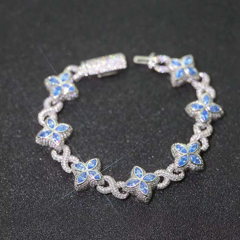 Iced Out Hip Hop Jewelry 8mm Dia Flower Chain Four Leaf Clover Bracelet Sier Moissanite Gift for Anniversary Party - view 3