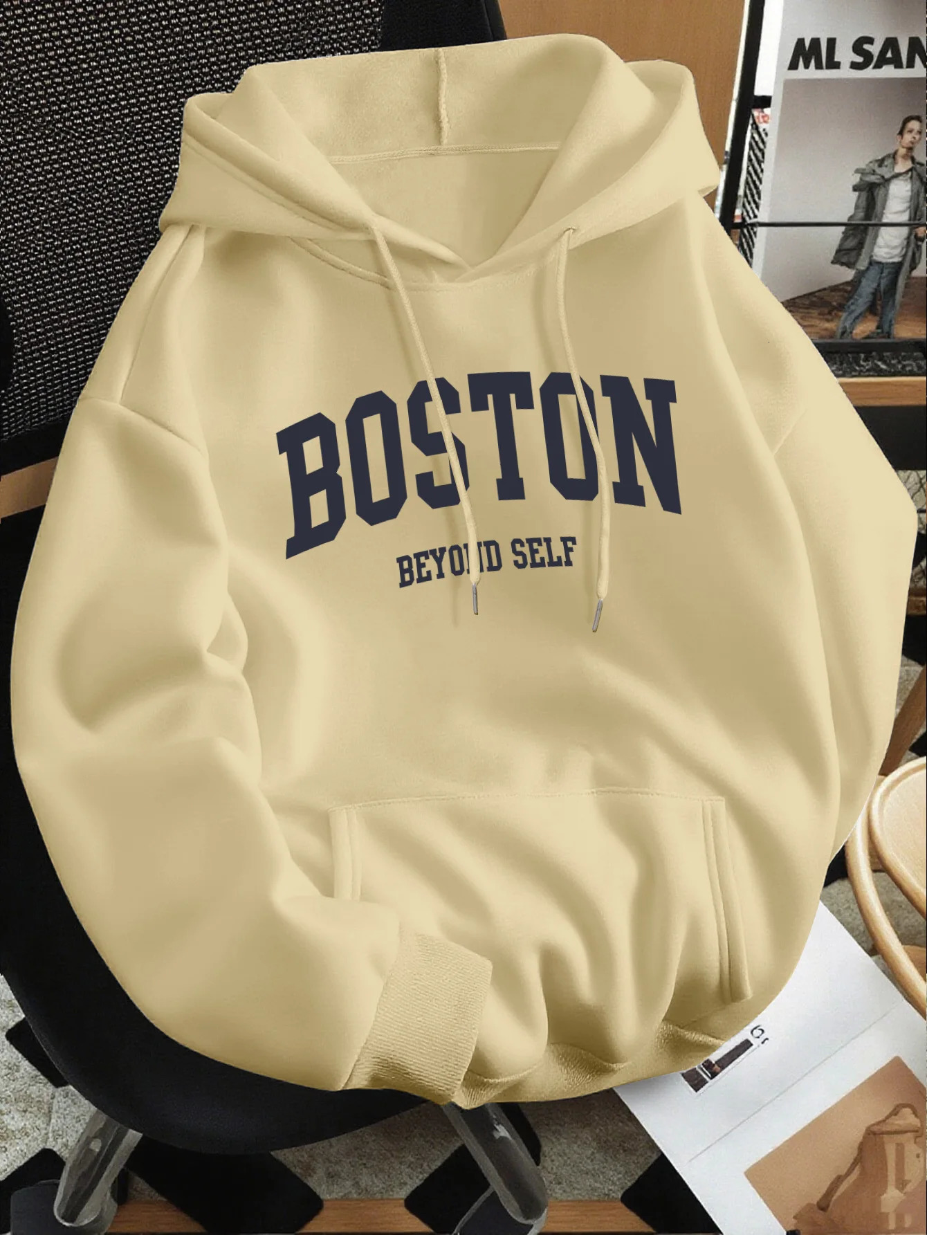 Mens Bostoninspired letter print premium retro hooded sweatshirt regular fit collar solid color graphic y260618 - view 6