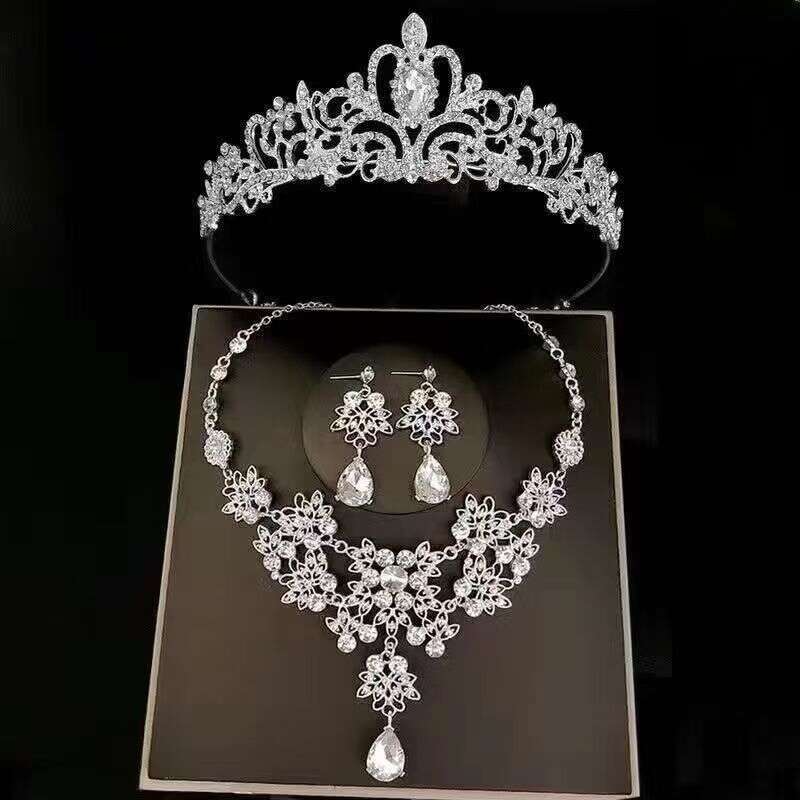 European and American bridal crown necklace and earrings three-piece set, wedding dress accessories, rhinestone light luxury wedding jewelry set - view 3