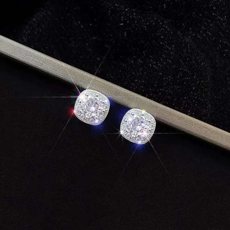 Stud classic earring desinger jewelry for men S925 silver six claw inlaid with diamond hiphop trend moissanite stone earrings studs Rock Rapper AA