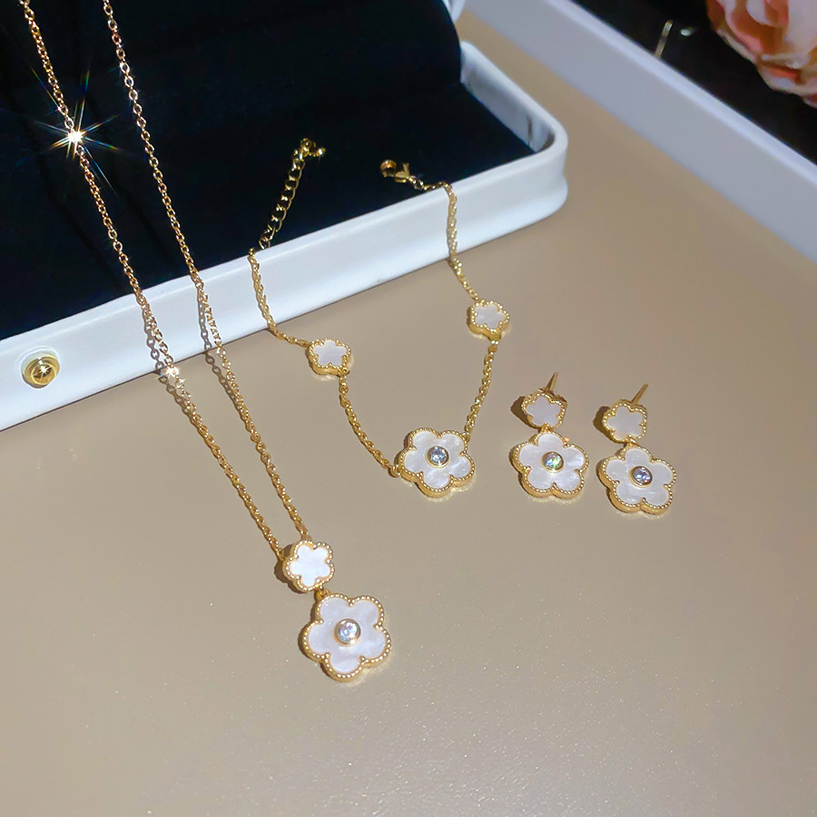 Real gold plated zircon flower pendant bracelet ,necklace, earrings set for women, sweet fairy style, fashionable and versatile new design - view 4