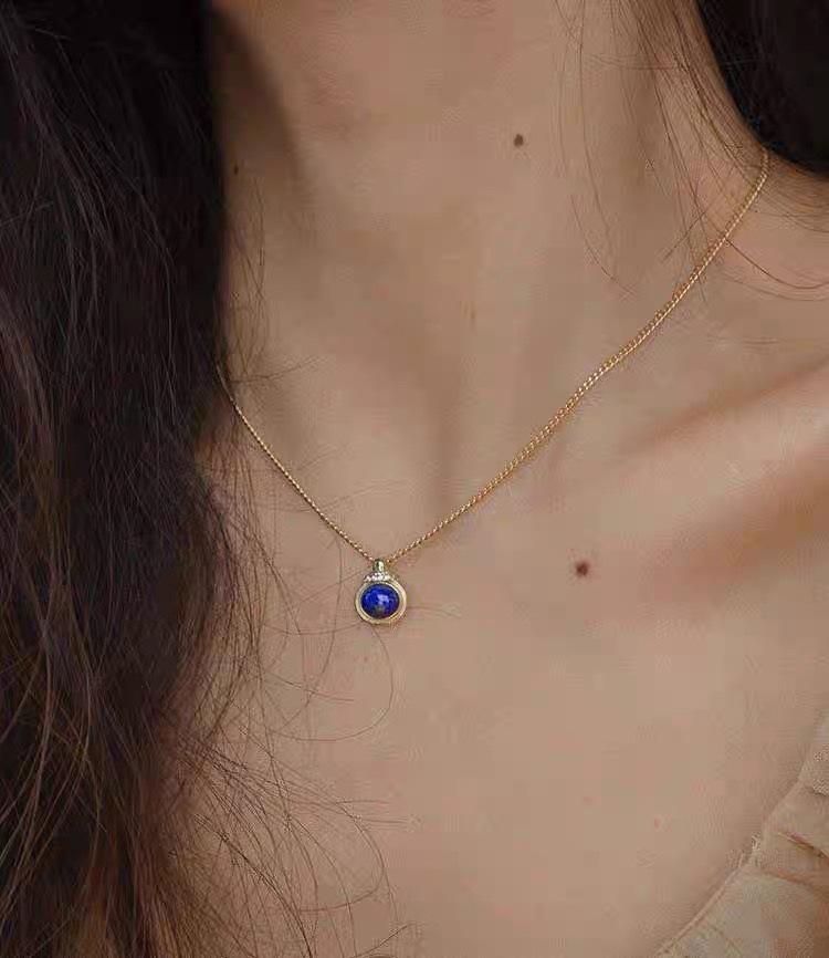 Roman past Natural Lapis Lazuli Pendant Necklace for Women Fashionable Retro Small Size Quality Copper Material Jewelry Jewelry Wholesale - view 5