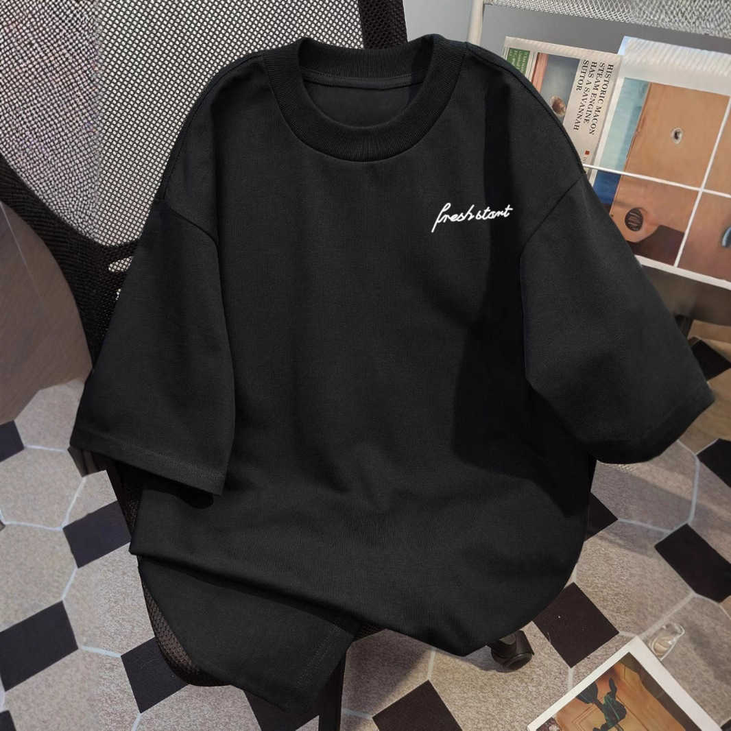 Chic and cool spring-summer couple's vintage Hong Kong-style casual T-shirt with trendy lettering, loose-fit short sleeve design X260616