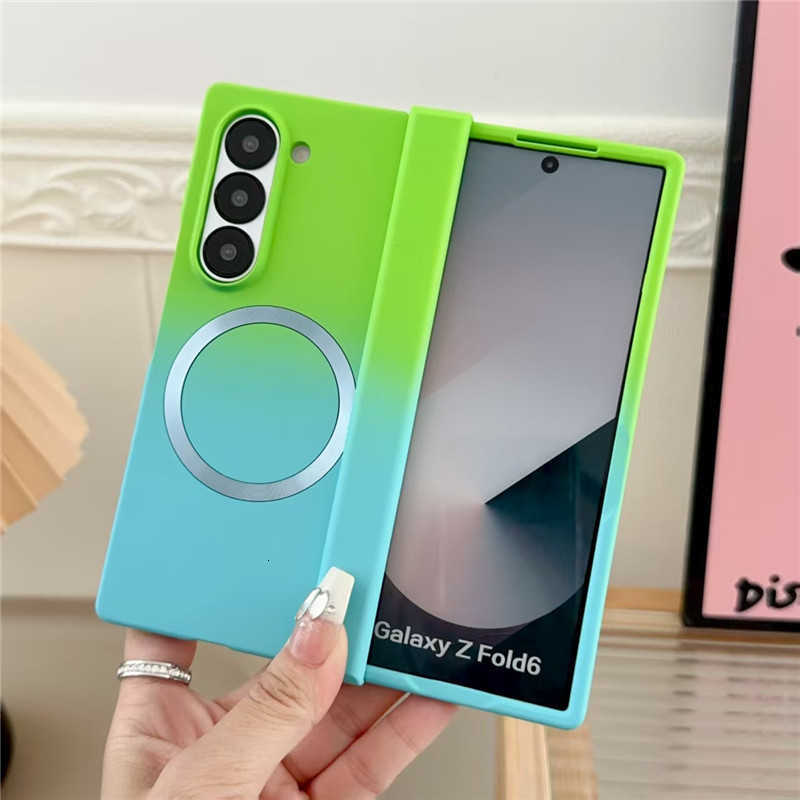 Soft Liquid Silicone Gradient Magnetic for Samsung Galaxy Z Fold 7 6 5 4 Zfold3 Case For Charging Shockproof Cover H260616