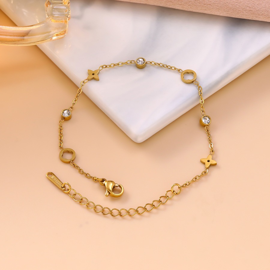 French-style light luxury diamond-embellished hollow four-leaf clover titanium steel bracelet for women - view 5
