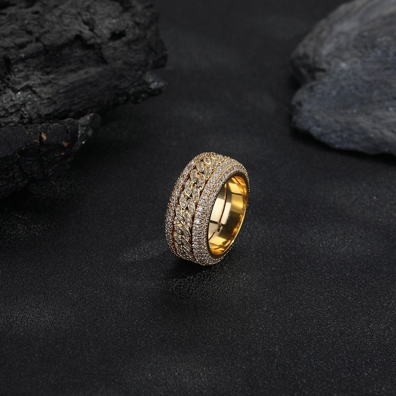 Cuban Hip-hop Ring A Ring Fully Set with Zircons and Rotatable Suitable for Both Men and Women As A Fashionable Accessory