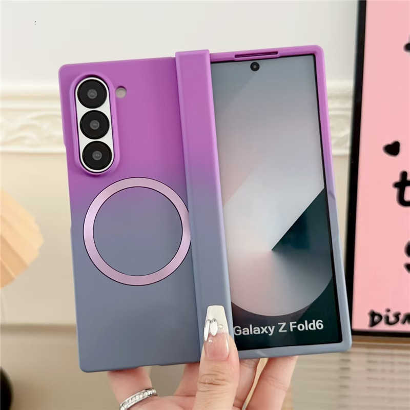 Soft Liquid Silicone Gradient Magnetic for Samsung Galaxy Z Fold 7 6 5 4 Zfold3 Case For Charging Shockproof Cover H260616