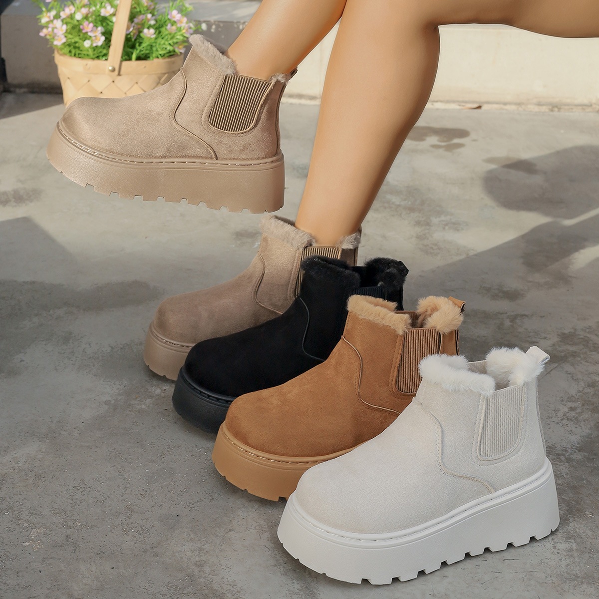 2026 New Velvet Warm Thick Bottom Designer Snow Boots Classic Fashion Casual Outdoor Cotton Shoes for Women - view 9