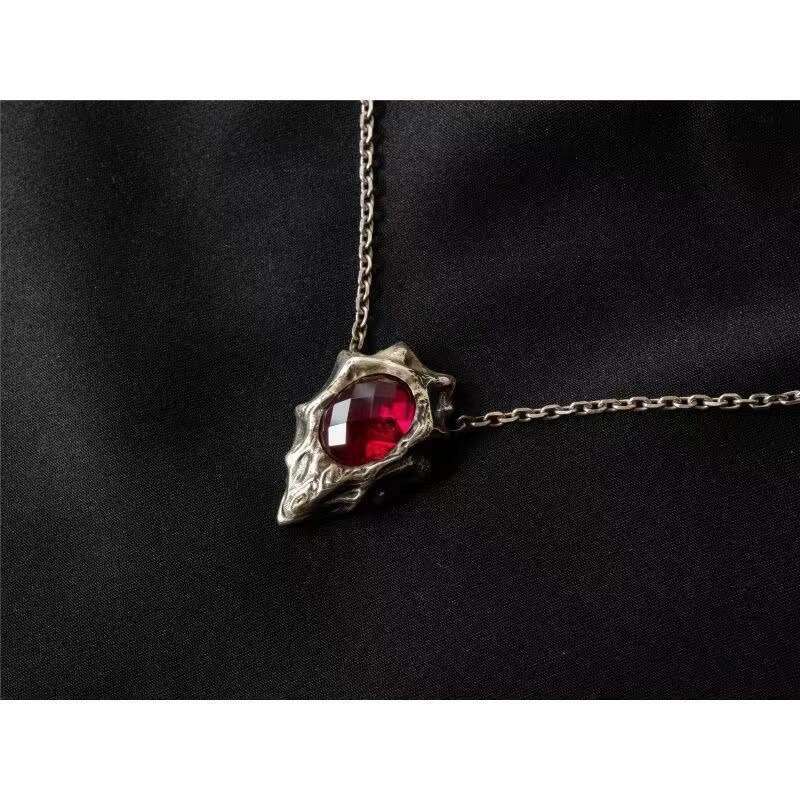 Minimalist Pendant Necklace Tiny CZ Crystal 18K Gold Plated Women Daily Original Devil May Cry Dante's Talisman Pendant Necklace Retro Uniqu - view 4