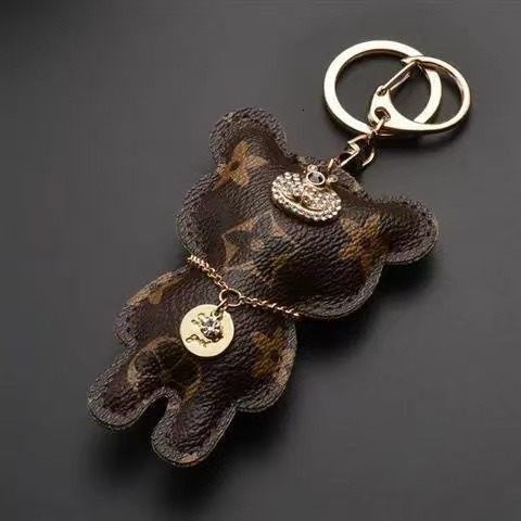 Keychain Designer Leather Teddy Bear Key Ring Gold Plated Rhinestone Fluffy Pom Pom Tassel Bag Pendant Stylish Car Key Chain