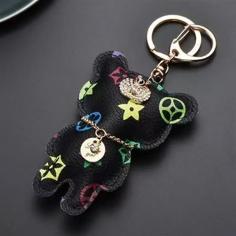 Keychain Designer Leather Teddy Bear Key Ring Gold Plated Rhinestone Fluffy Pom Pom Tassel Bag Pendant Stylish Car Key Chain