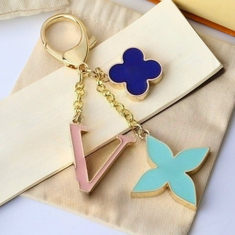 Four-leaf Clover Bag Charm Fashionable Metal Keychain Designer Car Keychain