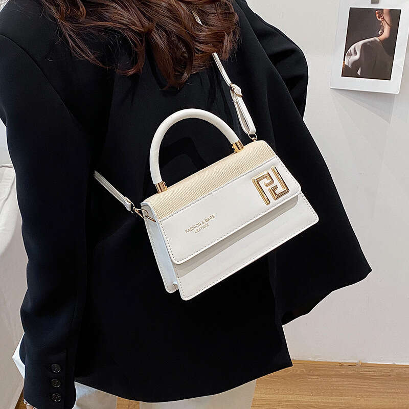 TB BHULAMTE 2026 Premium Luxury Designer 2025 Autumn New High Style Small Square Handbag Fashionable Niche Simple Versatile Trendy Shoulder Crossbody  - view 4