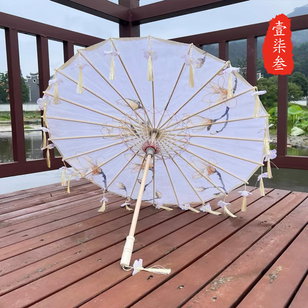 Hanfu Pography Prop Ancient Umbrella rain women Antique Tassels Pograph Dance Cos Game parasol Japan 210721