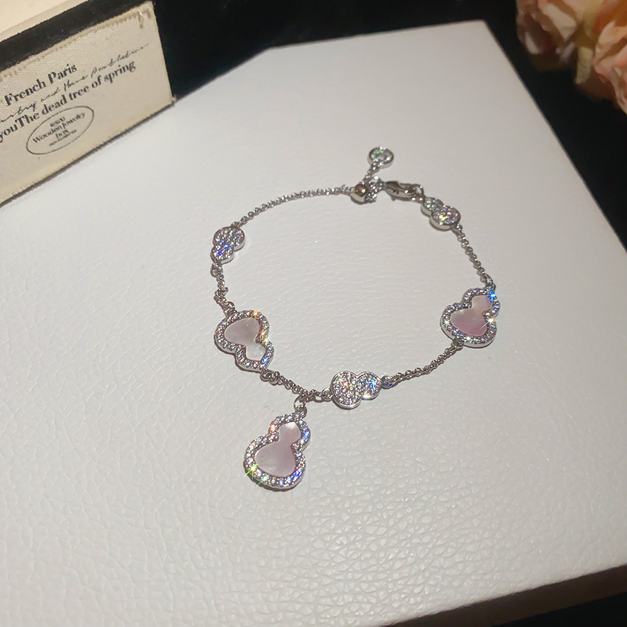 New ultra-shiny zircon gourd mother-of-pearl bracelet, new Chinese-style exquisite niche design jewelry, fashionable and versatile accessory - view 5