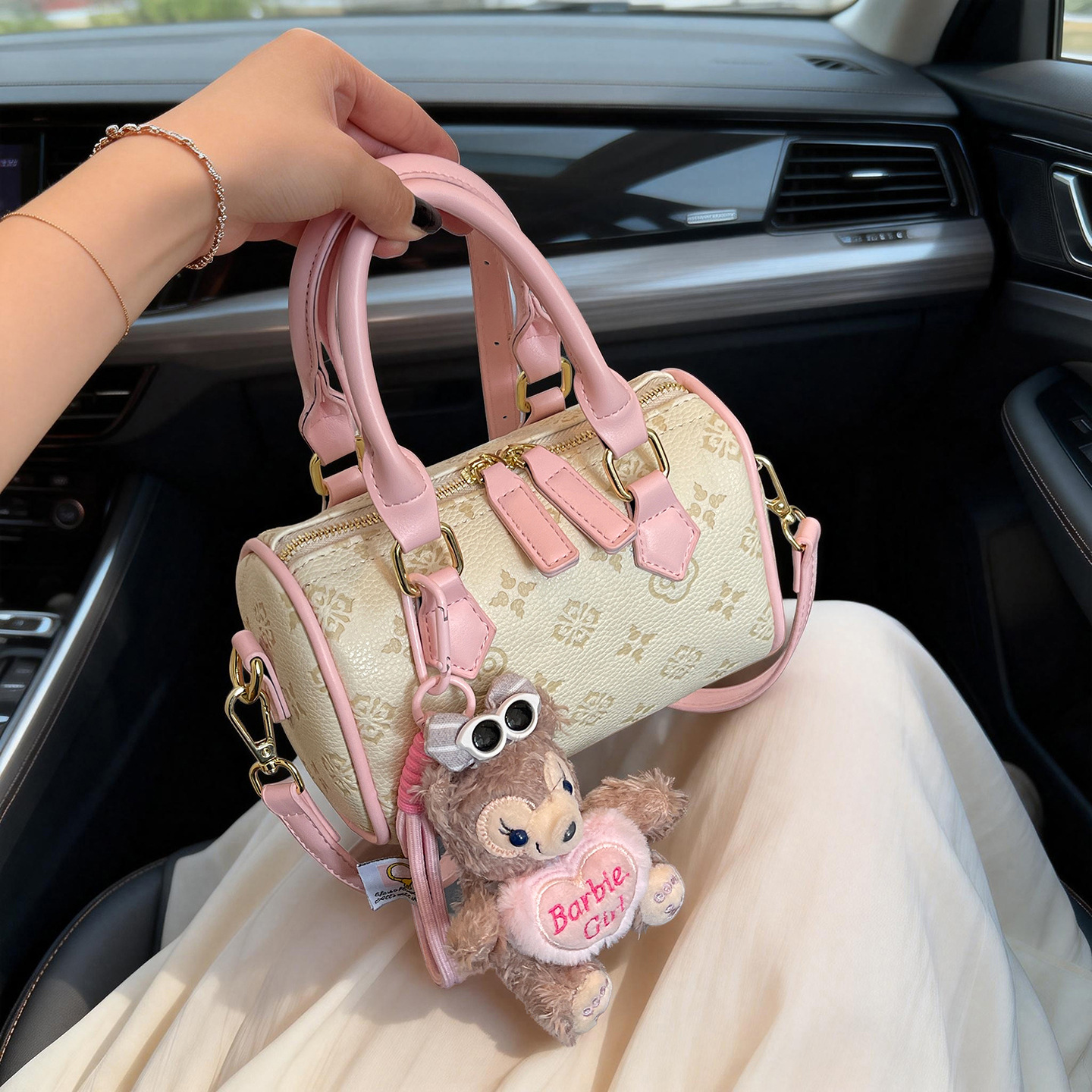 Luxury Designer Hot Luxury Shoulder Bags Fashion Basic Crossbody Small Square Versatile Commuting Carry On Bag Free Shipping - view 8