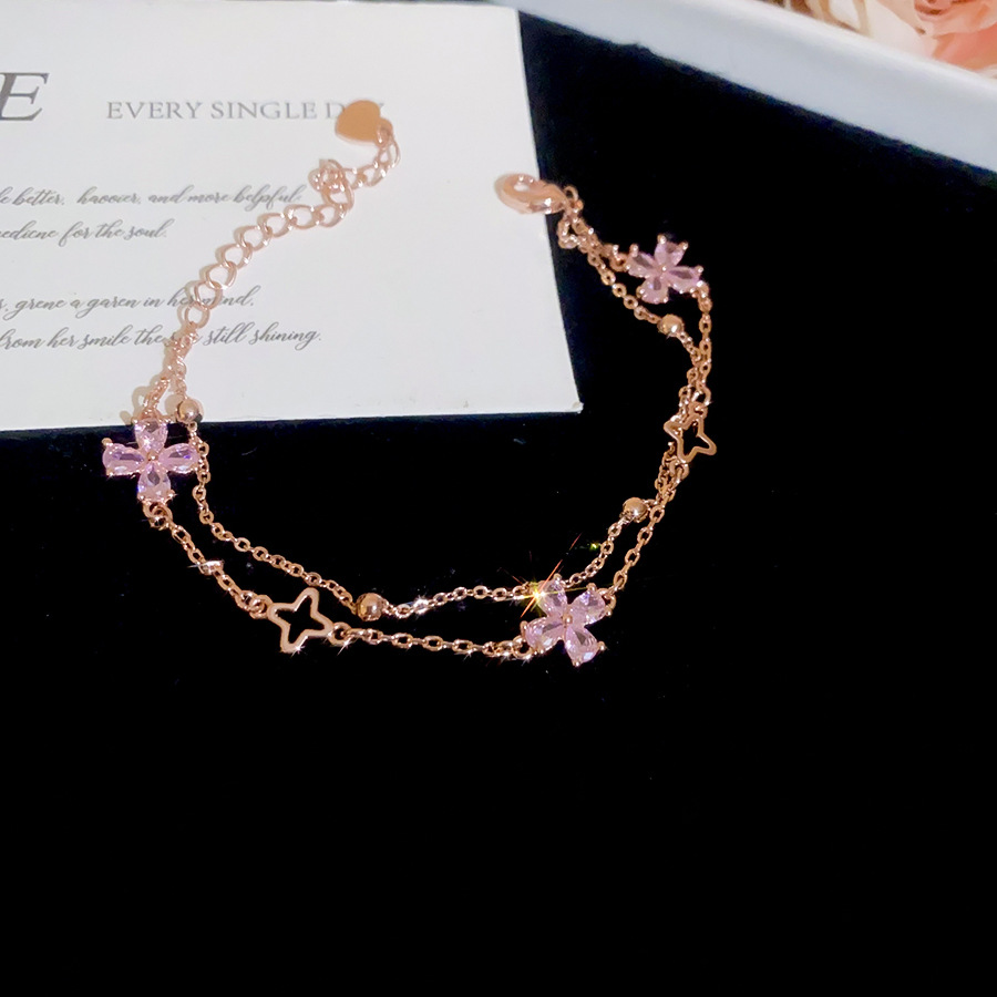 Korean-style double-layered four-leaf flower bracelet women, elegant, light luxury, high-end feel, versatile accessory for commuting - view 7