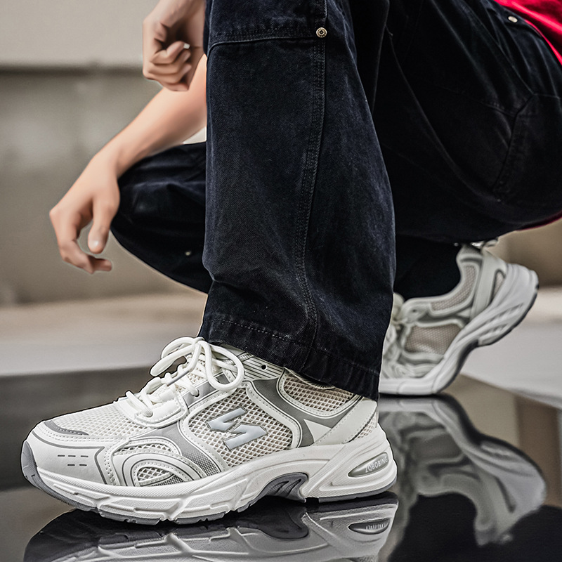 New Free Shipping Designer For Mens Womens Running White Grey Sliver Fashionable And Versatile Outdoor Sneaker Sport Shoes - view 5