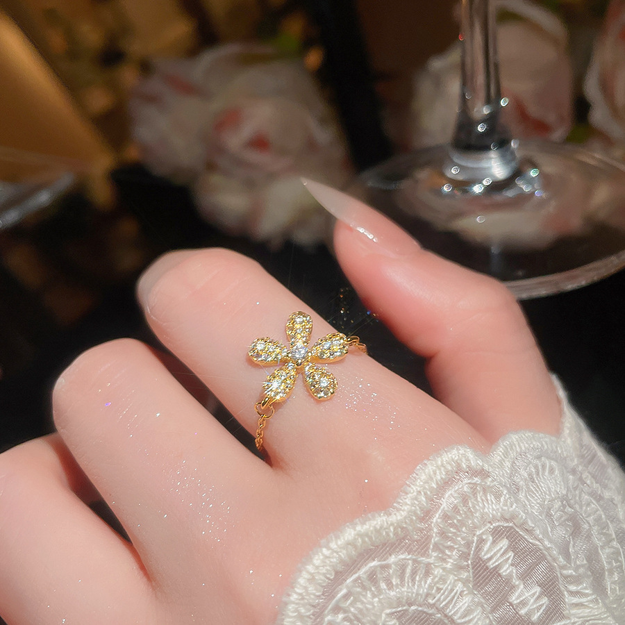 Zircon Flower Ring, Unique Design, Versatile Personality Jewelry, light luxury high-end jewelry for women - view 7