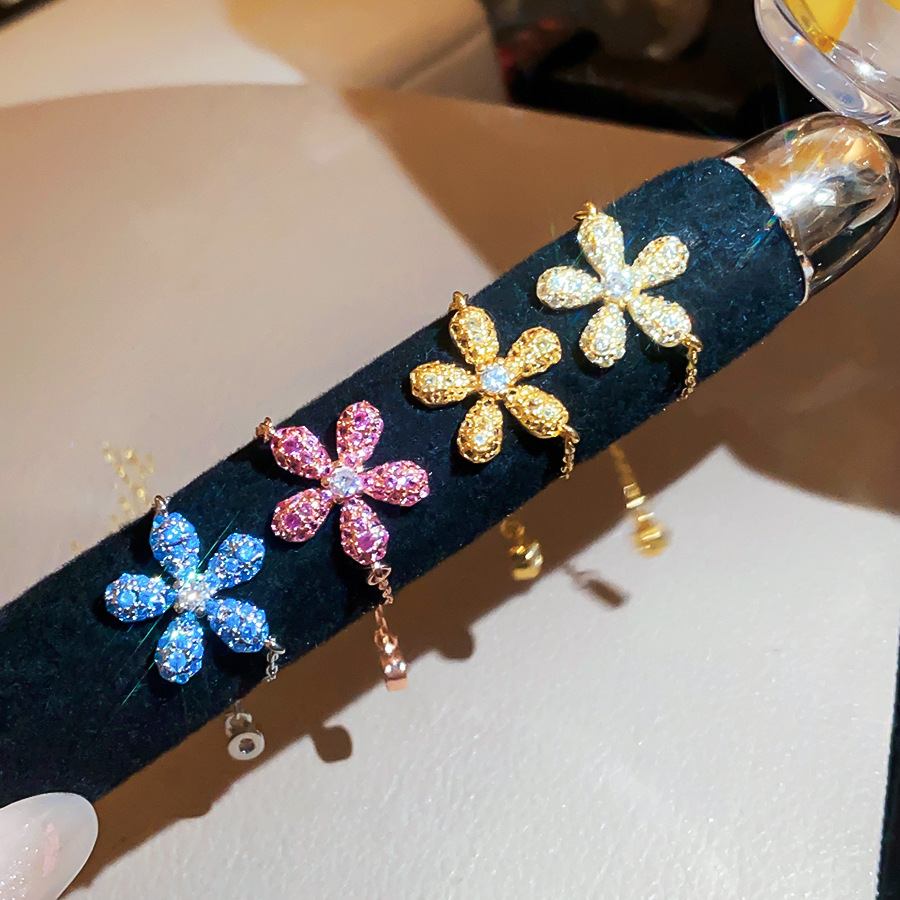Zircon Flower Ring, Unique Design, Versatile Personality Jewelry, light luxury high-end jewelry for women - view 9