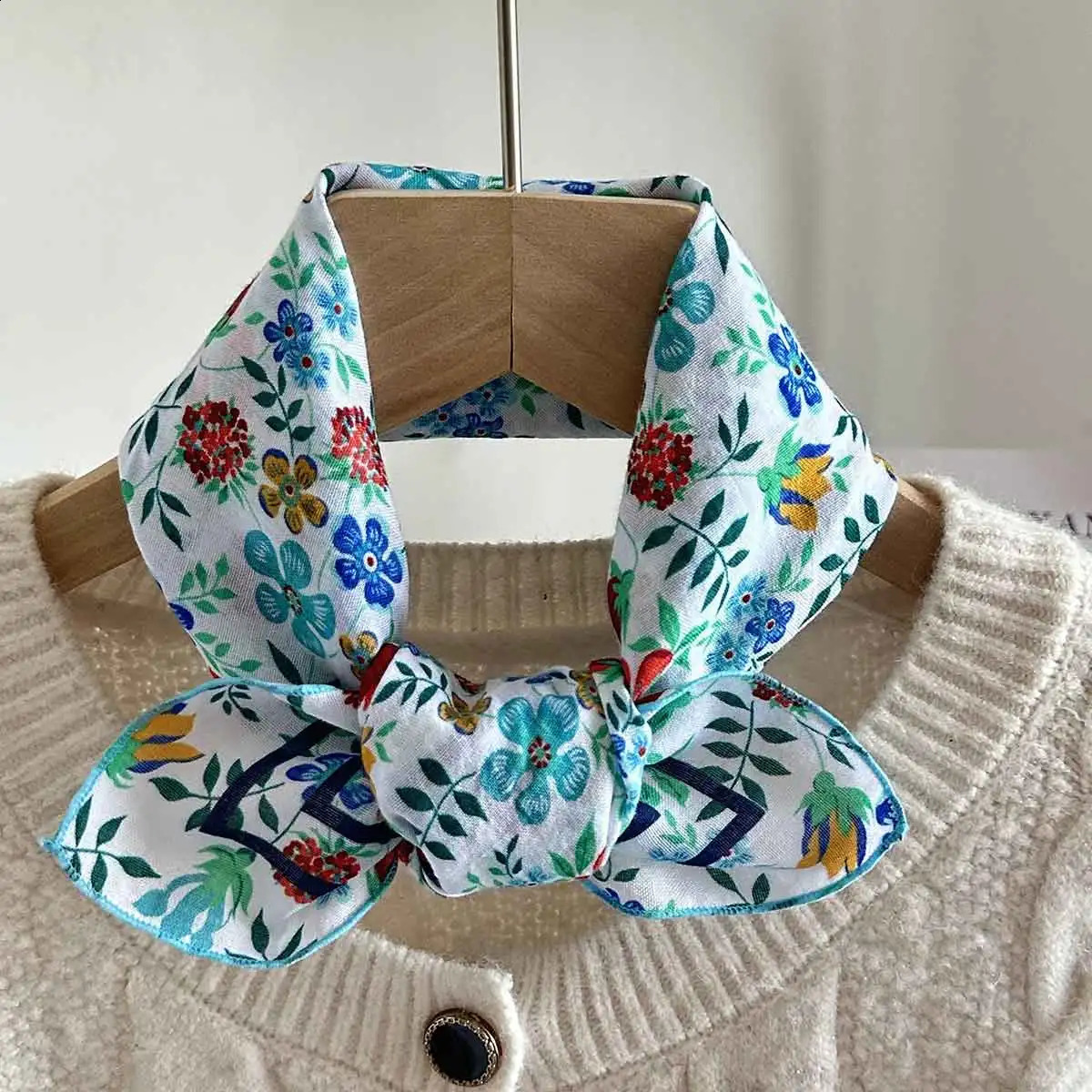 Spring and Summer Womens Small Silk Scarf Skin-Friendly and Comfortable Bohemian Small Square Scarf Scarf and Headband 260617 - view 5