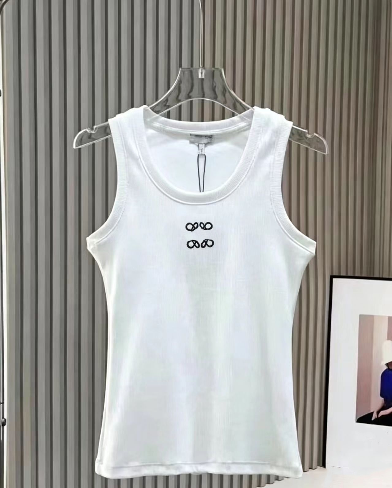 Top womens Tops t shirt designer clothes women High Quality Sexy Tank Summer Camis Knits Tees Designer Embroidery Knitted Vest tank top size S M L XL