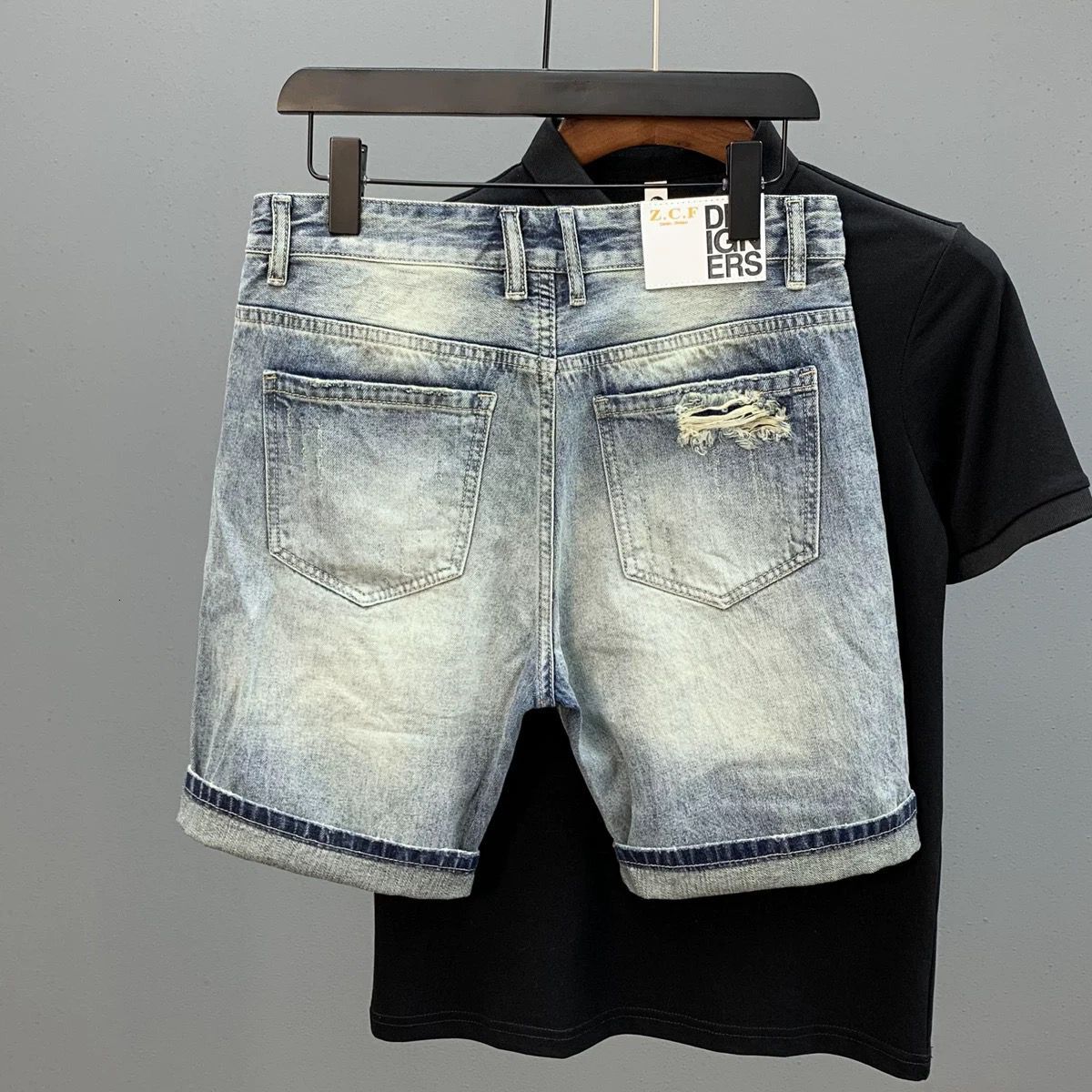 Luxury Brand Designer Clothes French Style Elegant Socialite Diamond Buckle Slim Fit Short Top And Skirt Fashion Age-Reducing Set
