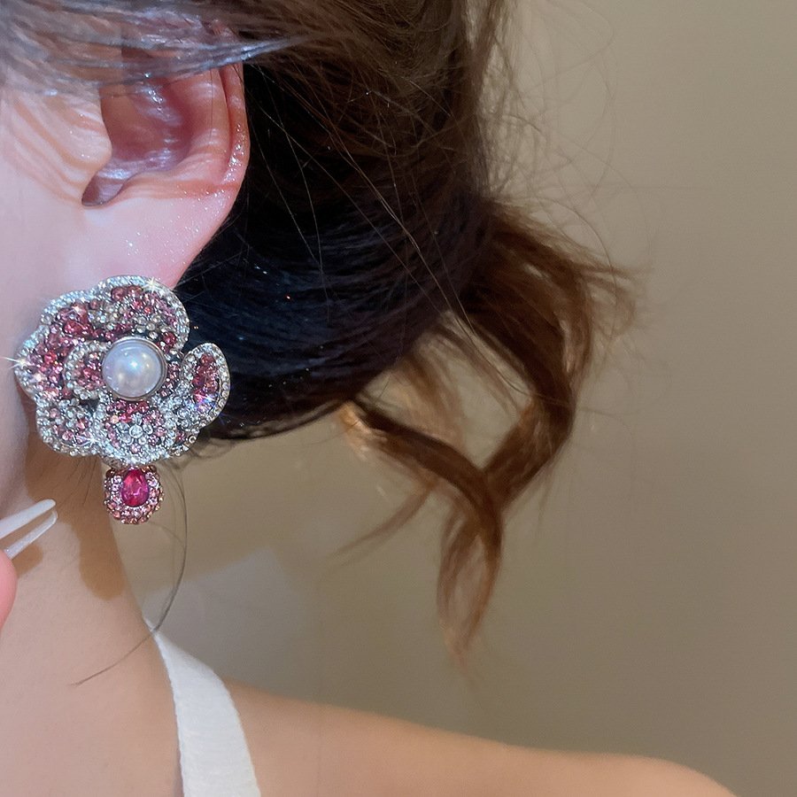 New Chinese-style flower with diamond inlay, niche design, high-end and elegant women's vintage earrings - view 6