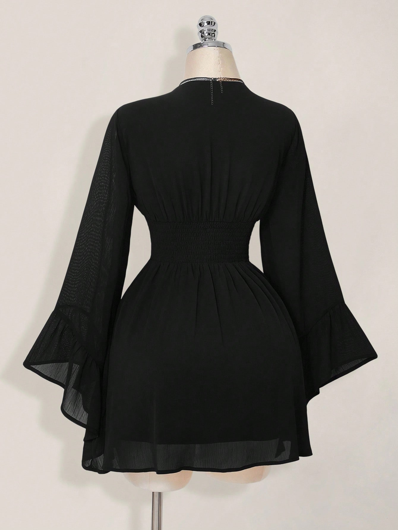 Casual Dresses Elegant Solid Color Trumpet Sleeve V-neck Waist Dress Sexy And Fashion Women's Skirt